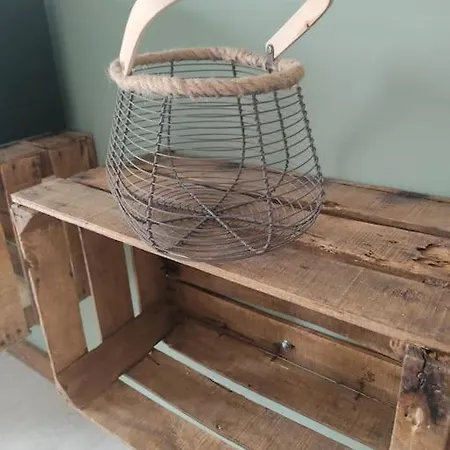 Appt Bord De /rez De Jardin アパート